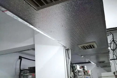 通風(fēng)降溫送清涼丨松崗電鍍?cè)O(shè)備車間安裝環(huán)保空調(diào)，守護(hù)高溫作業(yè)不煎熬